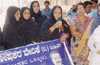 Mangalore :  Parents Forum protests against erratic power cuts